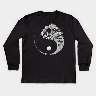 yin yang Kids Long Sleeve T-Shirt